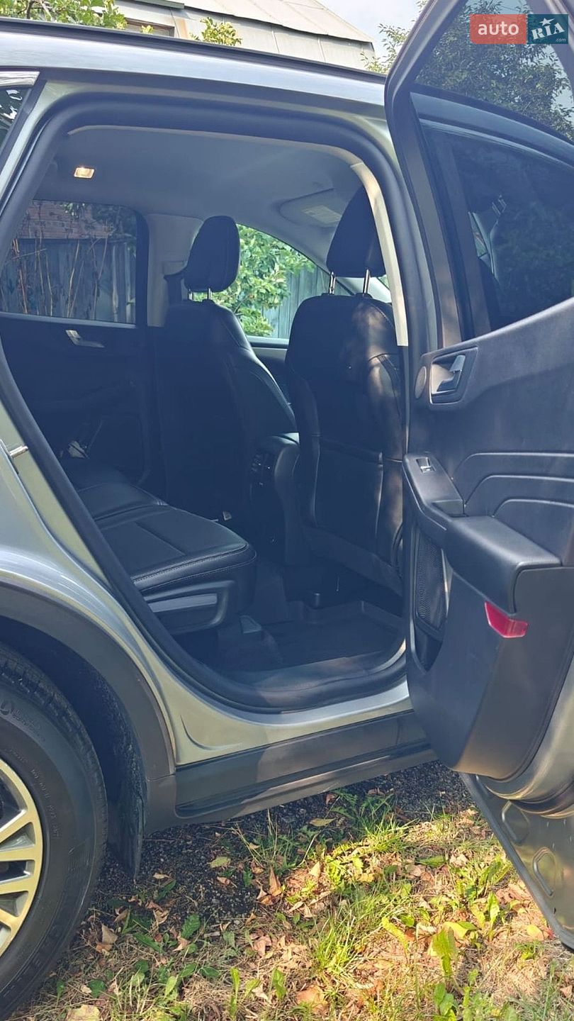 Ford Escape 2022 VIN 1FMCU0H6XNUB54432 фото оголошення 24 з 34