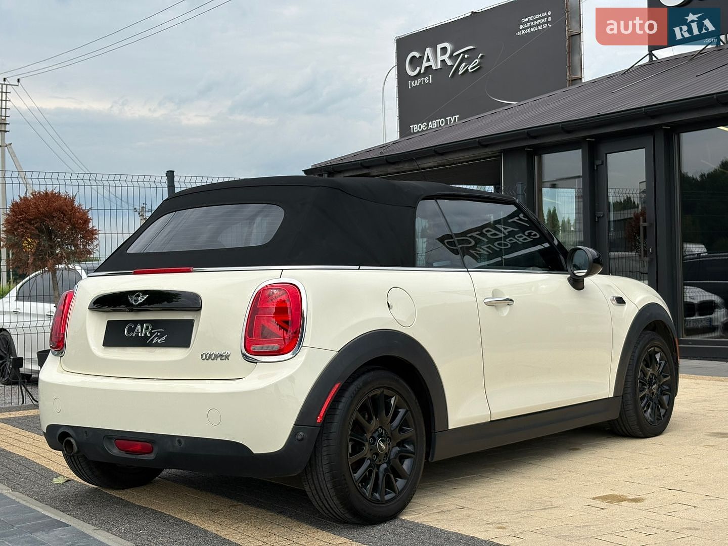 Mini Cooper 2017 VIN WMWWG5C5XJ3D00350 фото оголошення 7 з 26