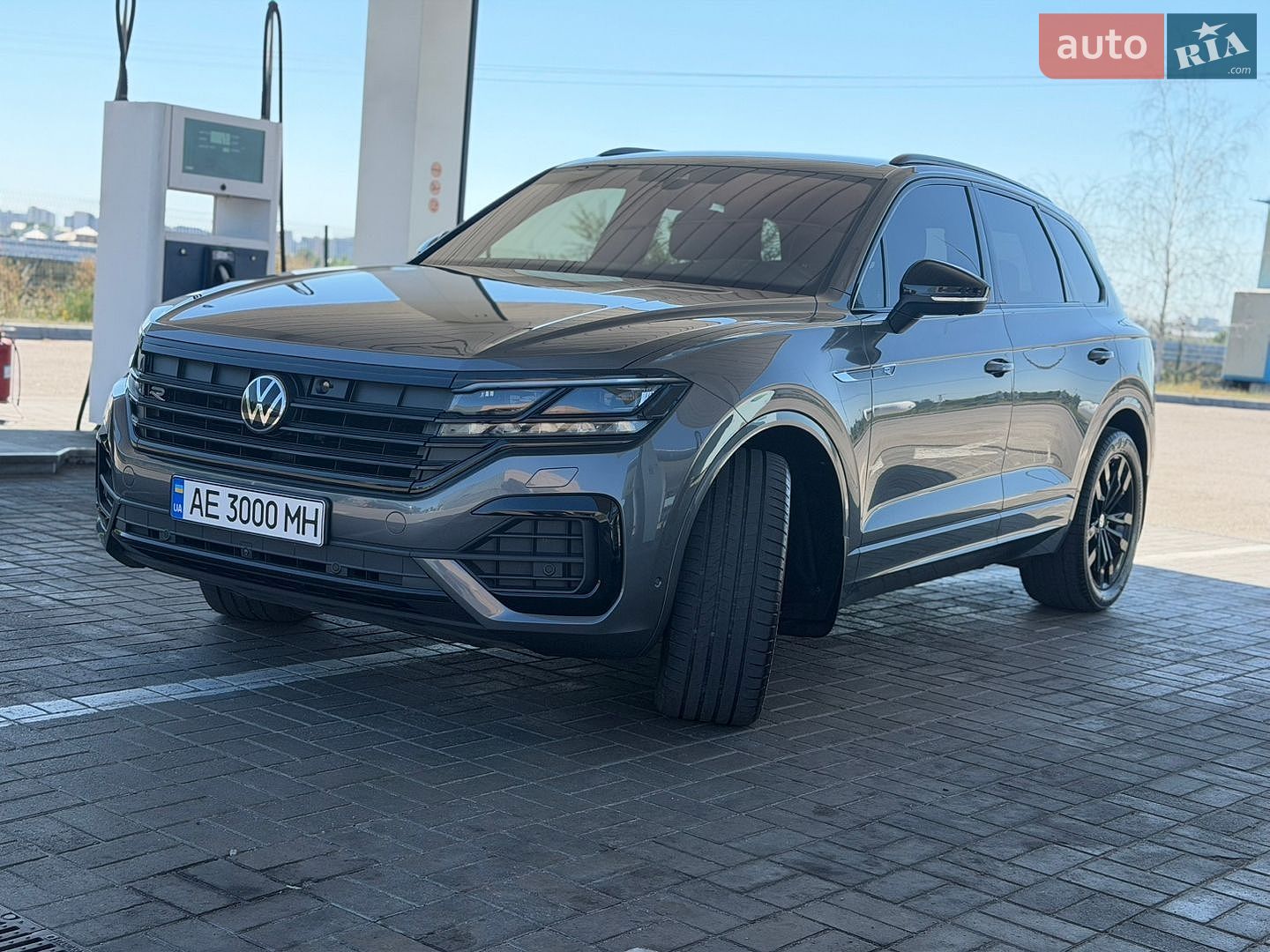 Volkswagen Touareg 2023 VIN WVGZZZCRXPD028642 фото оголошення 2 з 16