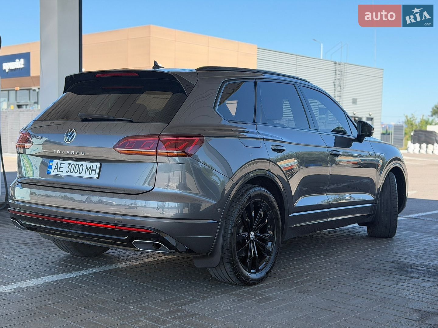 Volkswagen Touareg 2023 VIN WVGZZZCRXPD028642 фото оголошення 4 з 16