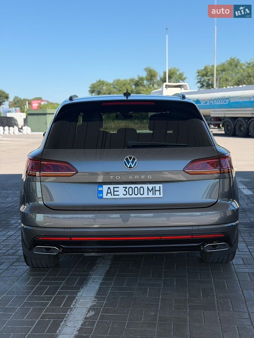 Volkswagen Touareg 2023 VIN WVGZZZCRXPD028642 фото оголошення 5 з 16