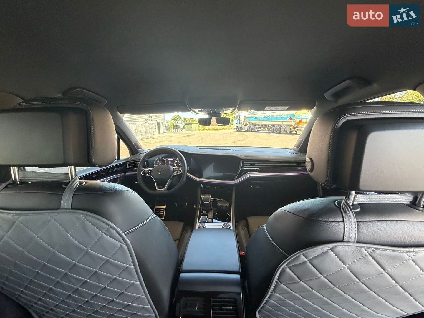Volkswagen Touareg 2023 VIN WVGZZZCRXPD028642 фото оголошення 14 з 16