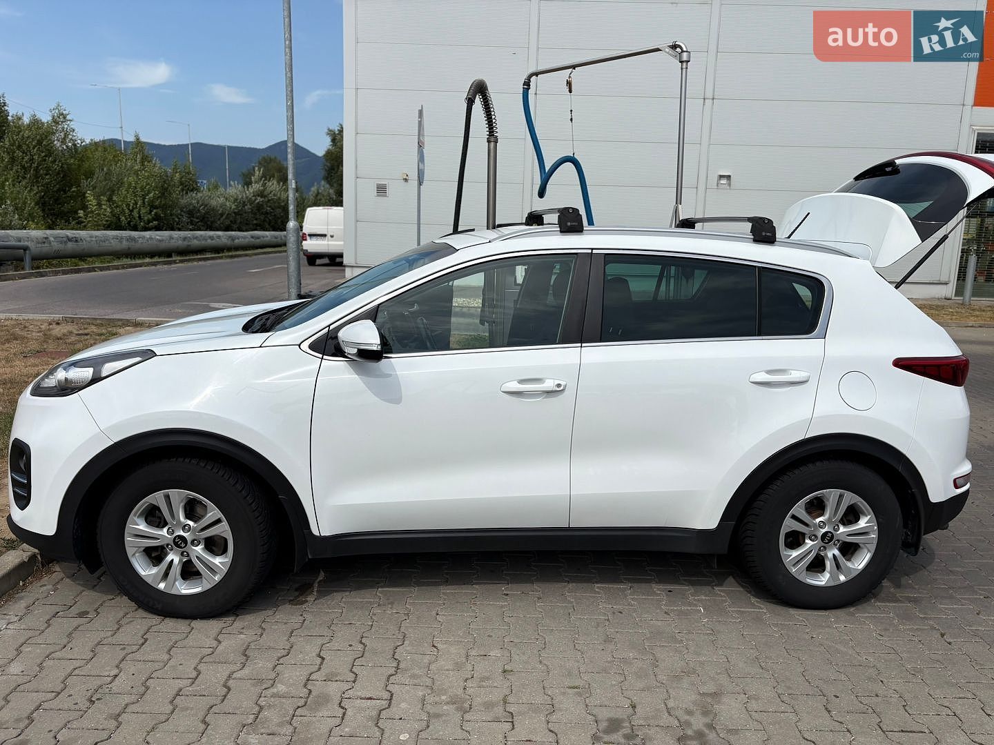 Kia Sportage 2017 VIN U5YPG815GHL361614 фото оголошення 13 з 36
