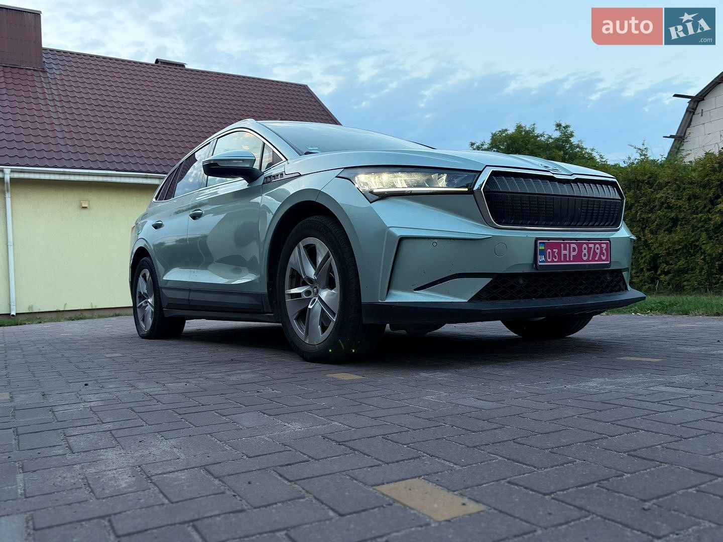 Skoda Enyaq iV 2022 VIN TMBJC7NY4MF015896 фото оголошення 8 з 37