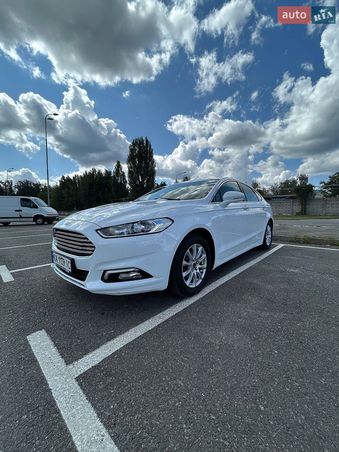 Ford Mondeo 2018 VIN WF0EXXWPCEJP25582 фото оголошення 2 з 14