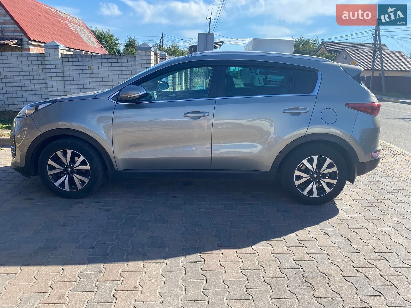 Kia Sportage 2017 VIN U5YPG815GHL361902 фото оголошення 3 з 27