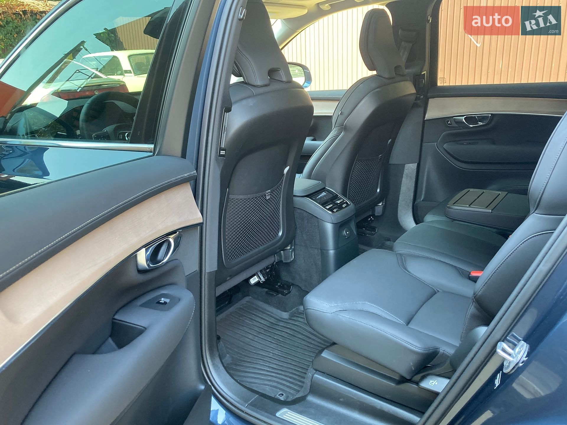 Volvo Xc90 2024 VIN YV4H60PA6S1350422 фото оголошення 14 з 26