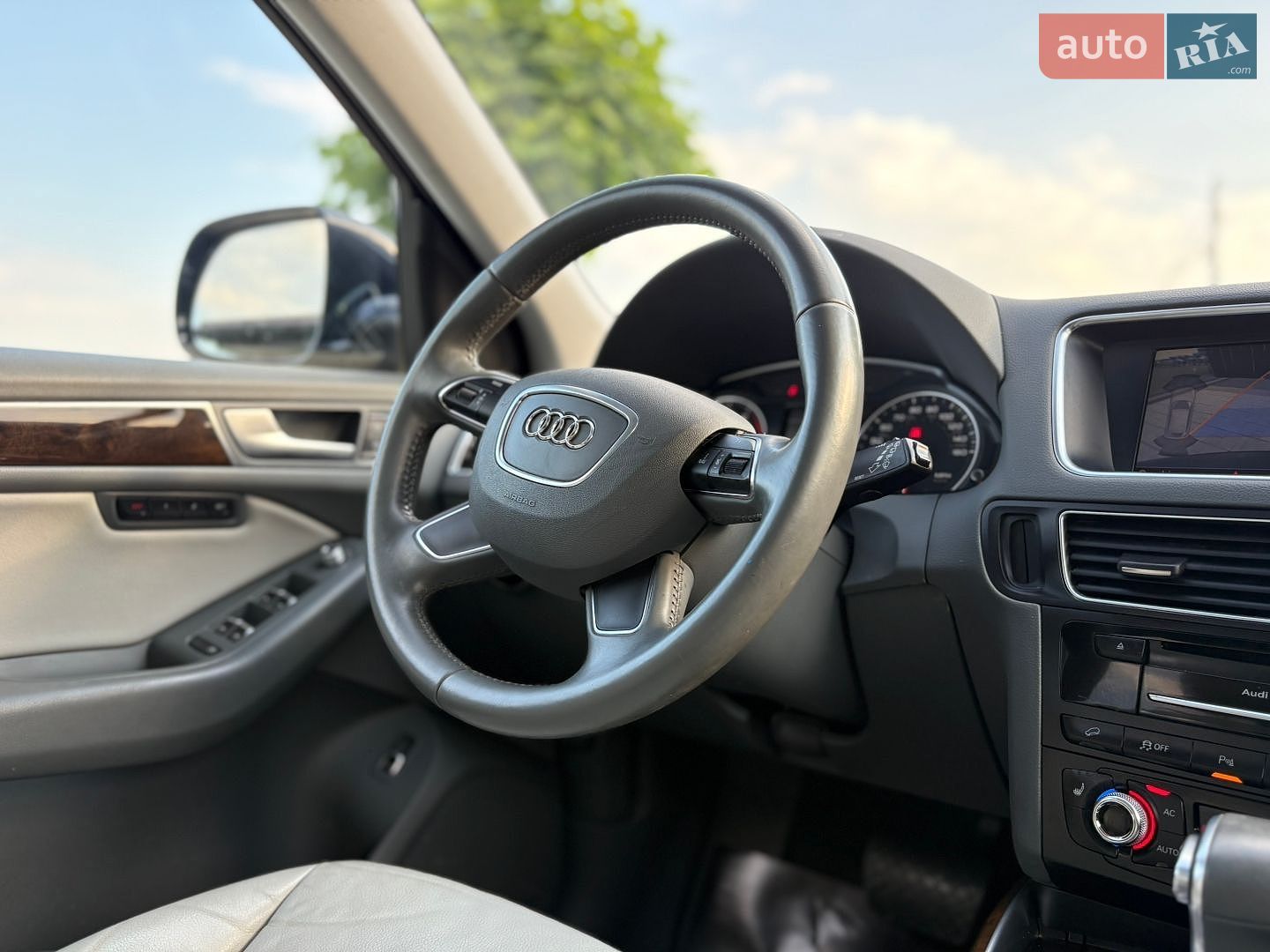 Audi Q5 2013 VIN WA1LFAFP0DA018224 фото оголошення 26 з 34