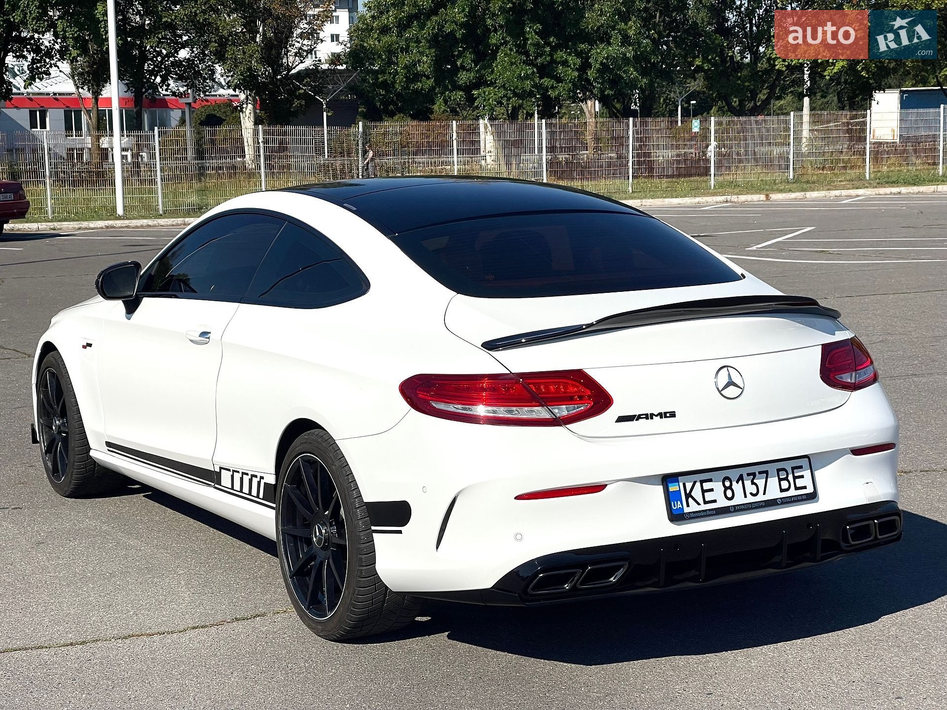Mercedes-Benz C-Class 2017 VIN WDDWJ4JB9JF629081 фото оголошення 6 з 26