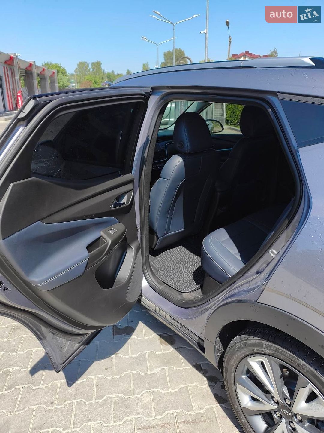Chevrolet Bolt EUV 2023 VIN 1G1FY6S01P4207673 фото оголошення 11 з 22