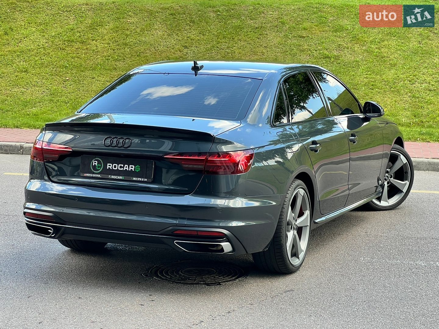 Audi A4 2019 VIN WAUANAF49LN006454 фото оголошення 20 з 54