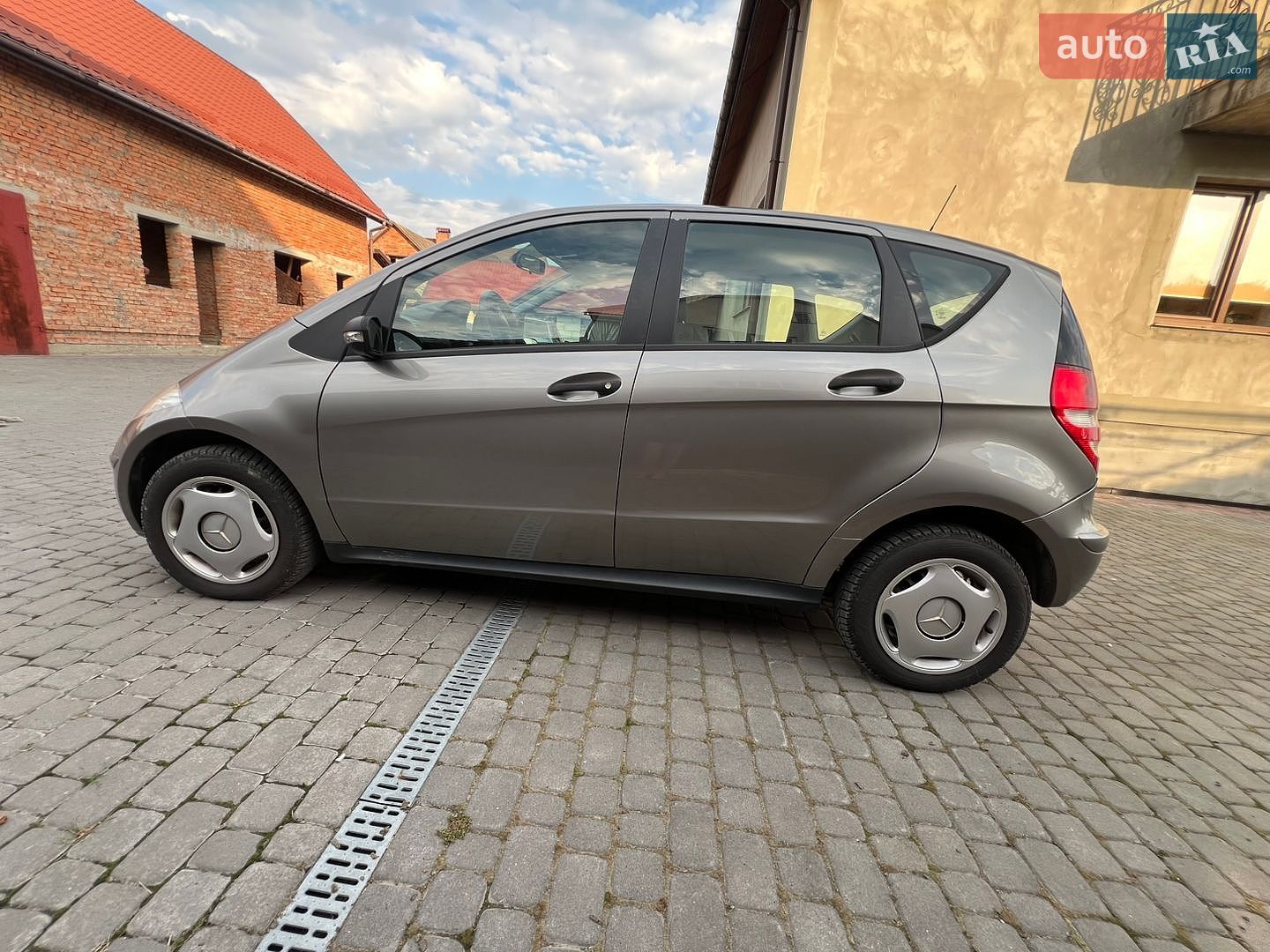 Mercedes-Benz A-Class 2006 VIN WDD1690311J389089 фото оголошення 2 з 8