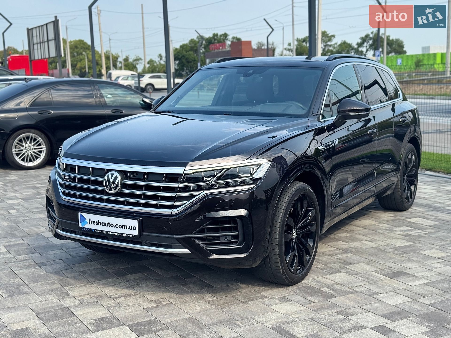Volkswagen Touareg 2020 VIN WVGZZZCRZLD027892 фото оголошення 7 з 41