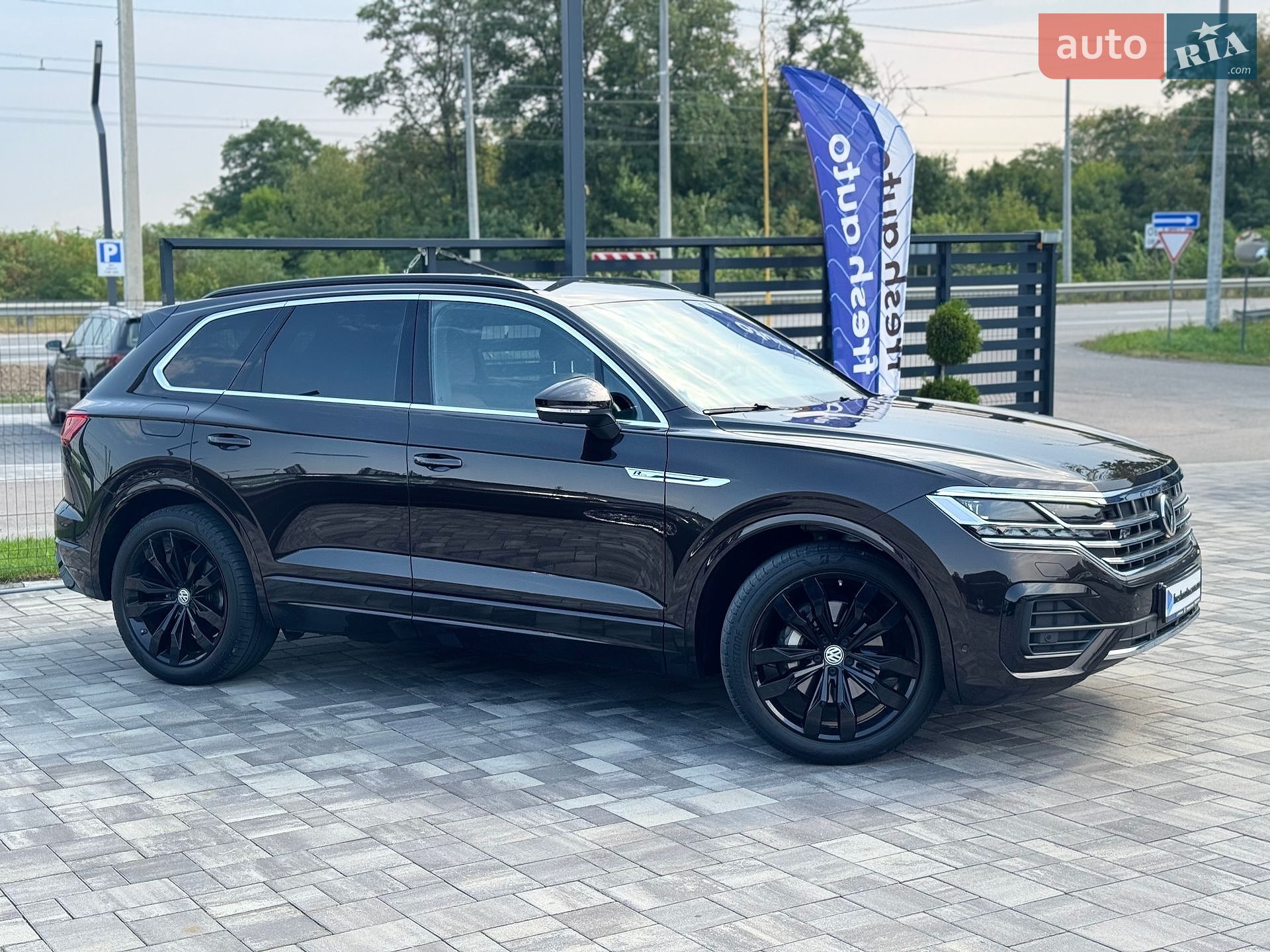 Volkswagen Touareg 2020 VIN WVGZZZCRZLD027892 фото оголошення 6 з 41