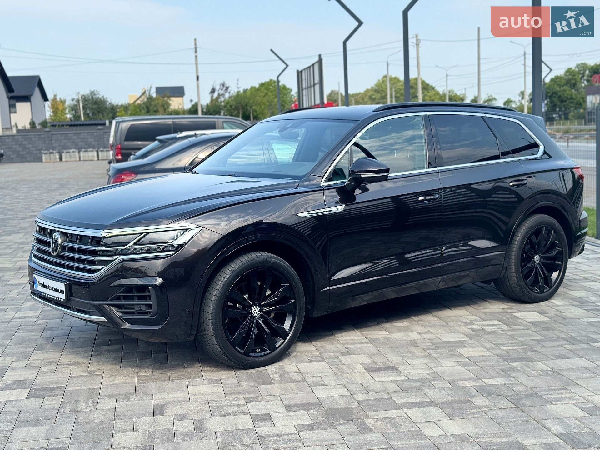 Volkswagen Touareg 2020 VIN WVGZZZCRZLD027892 фото оголошення 8 з 41