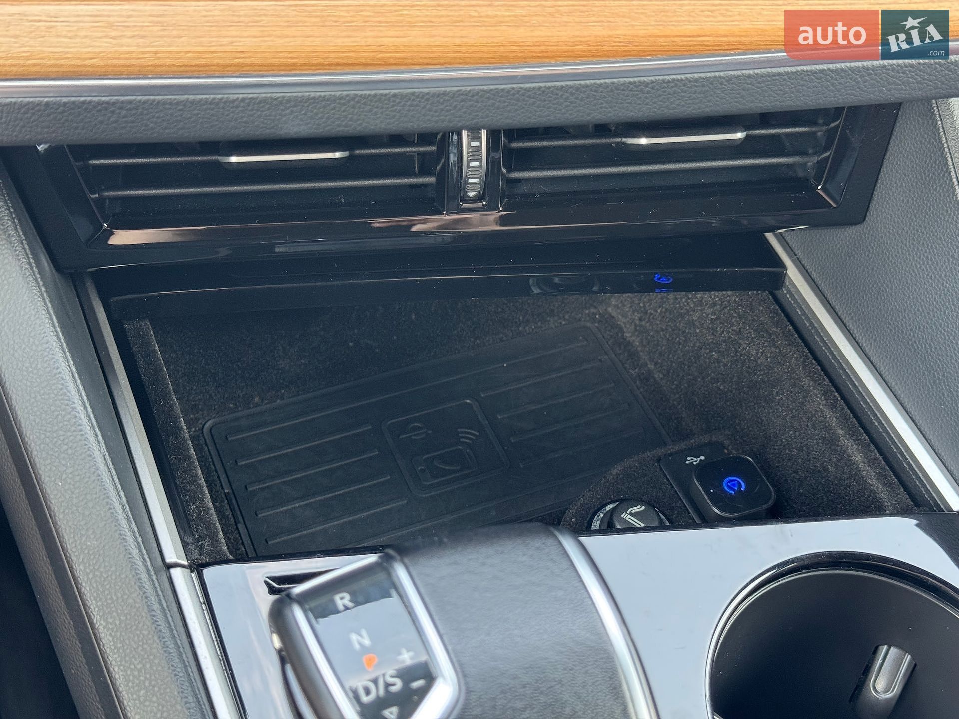 Volkswagen Touareg 2020 VIN WVGZZZCRZLD027892 фото оголошення 25 з 41