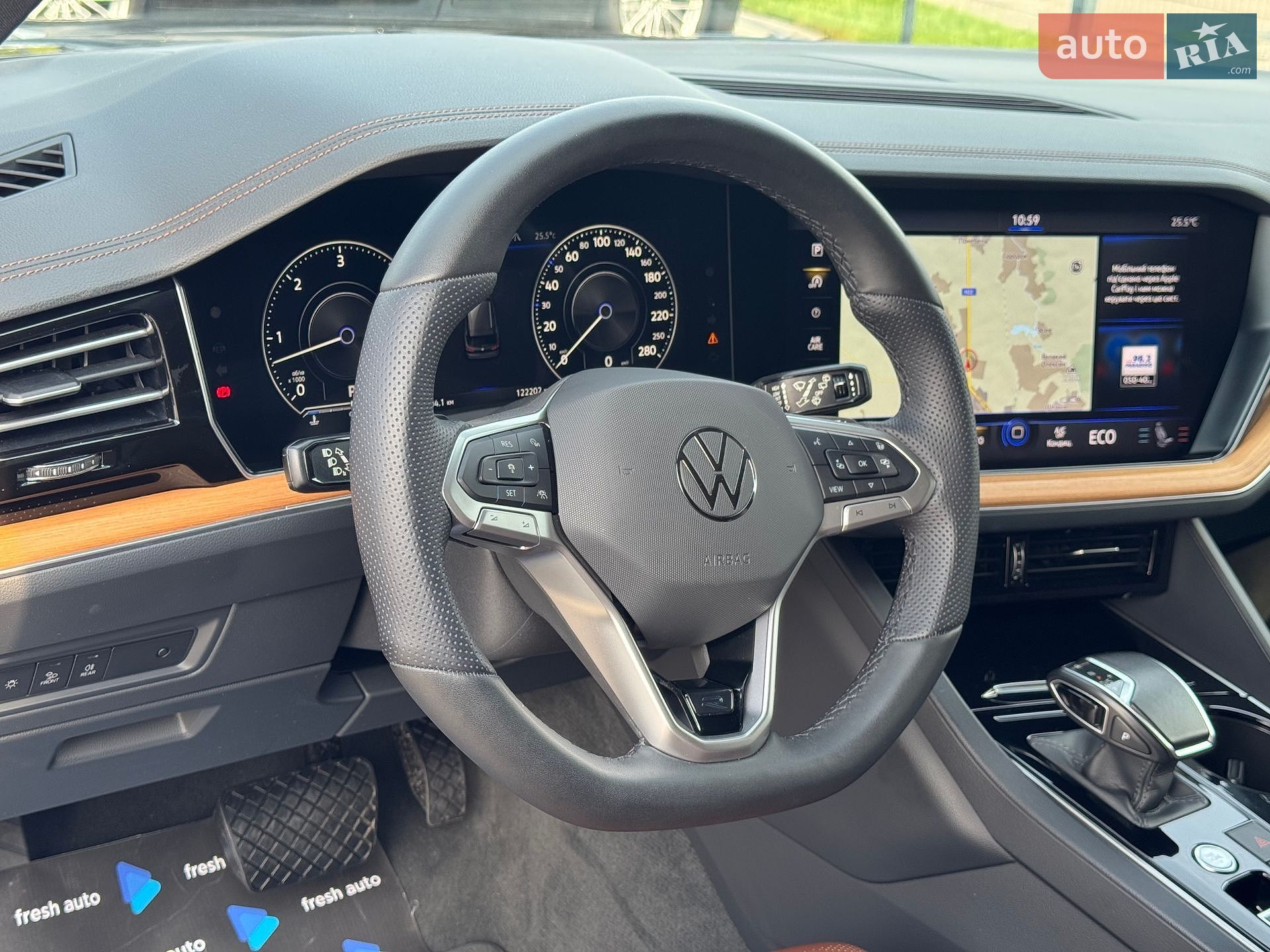 Volkswagen Touareg 2020 VIN WVGZZZCRZLD027892 фото оголошення 16 з 41