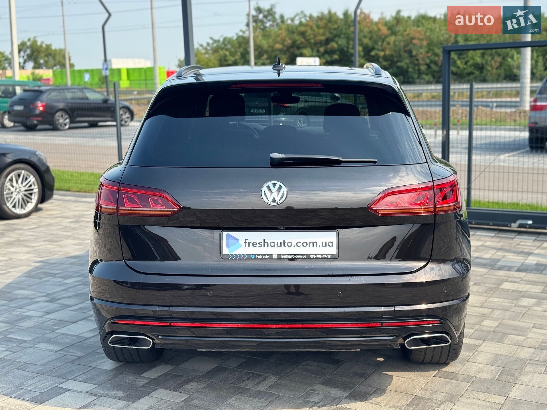 Volkswagen Touareg 2020 VIN WVGZZZCRZLD027892 фото оголошення 11 з 41