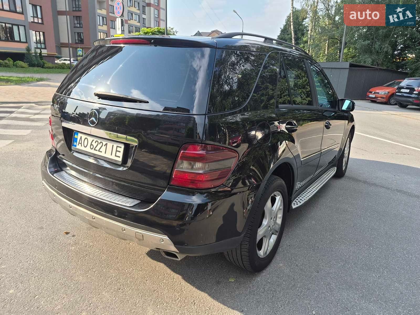 Mercedes-Benz M-Class 2005 VIN WDC1641861A007125 фото оголошення 4 з 31