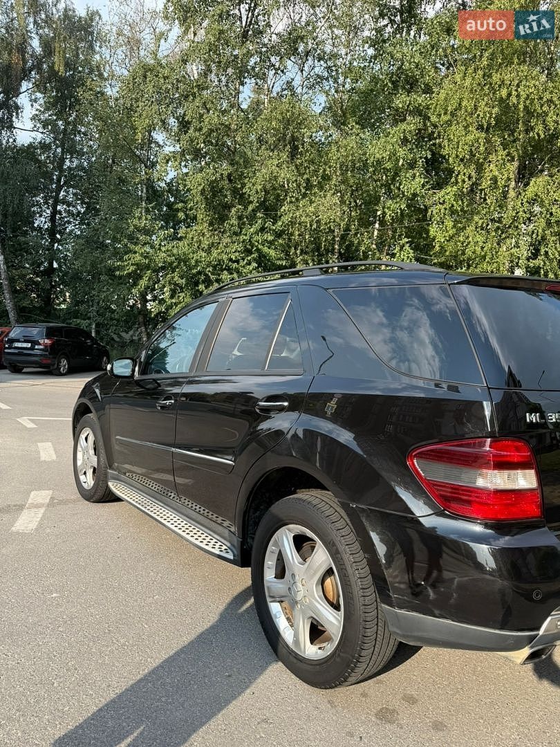 Mercedes-Benz M-Class 2005 VIN WDC1641861A007125 фото оголошення 30 з 31