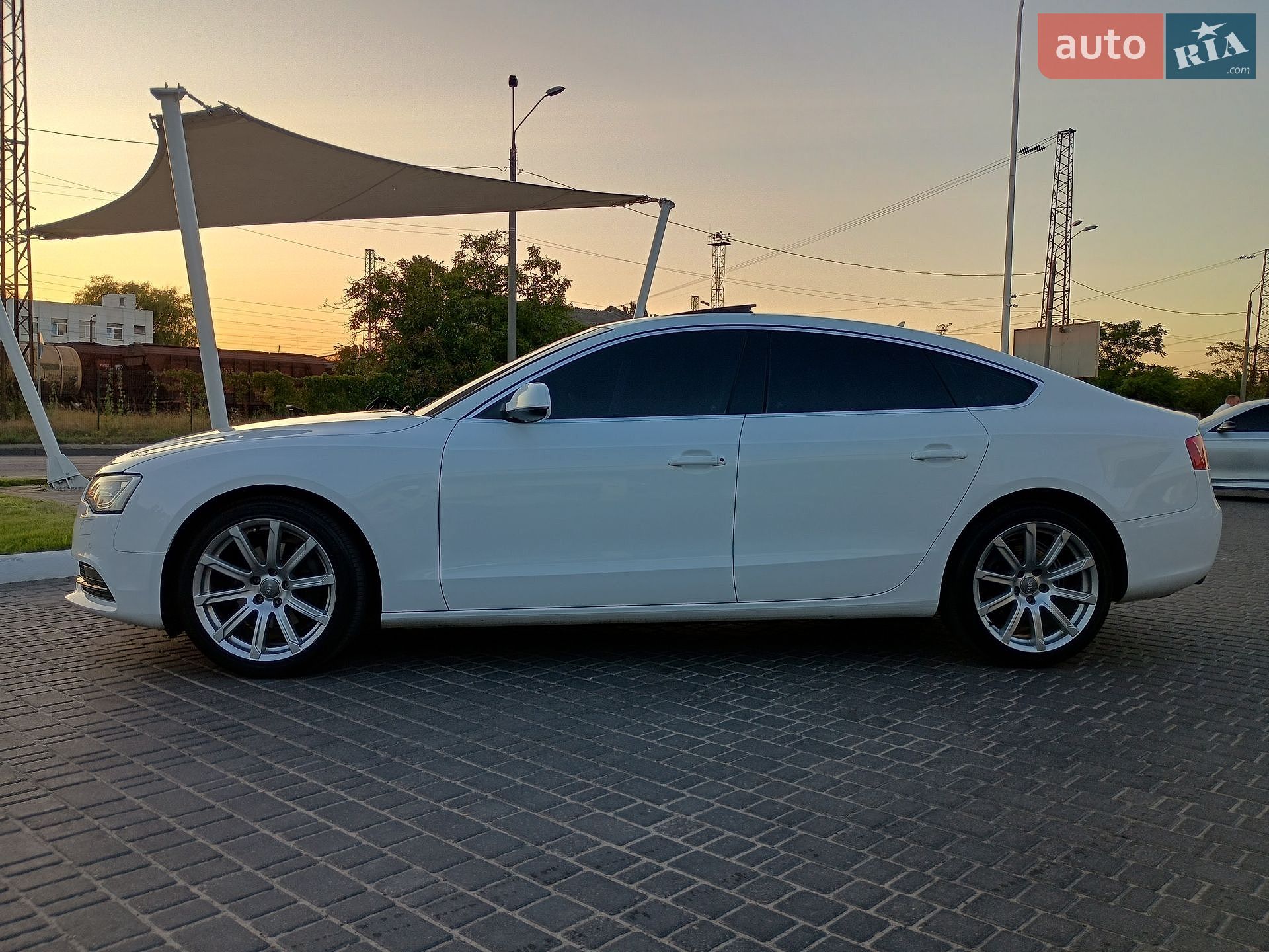 Audi A5 Sportback 2013 VIN WAUZZZ8T0EA030694 фото оголошення 10 з 38