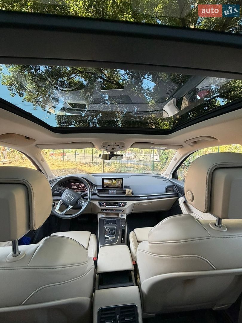 Audi Q5 2017 VIN WAUZZZFY3H2047566 фото оголошення 10 з 34