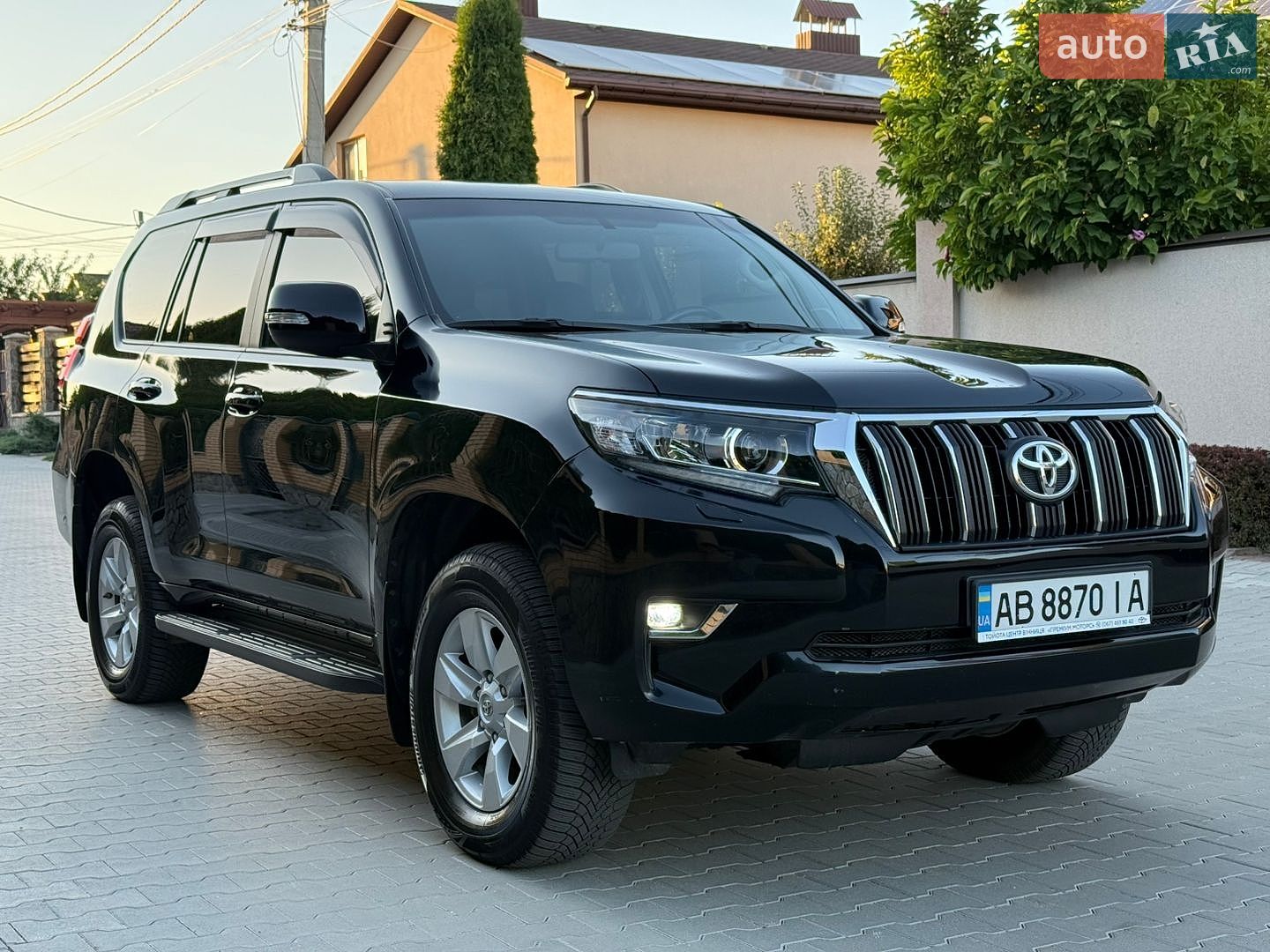 Toyota Land Cruiser Prado 2021 VIN JTEBR3FJ90K197010 фото оголошення 10 з 68