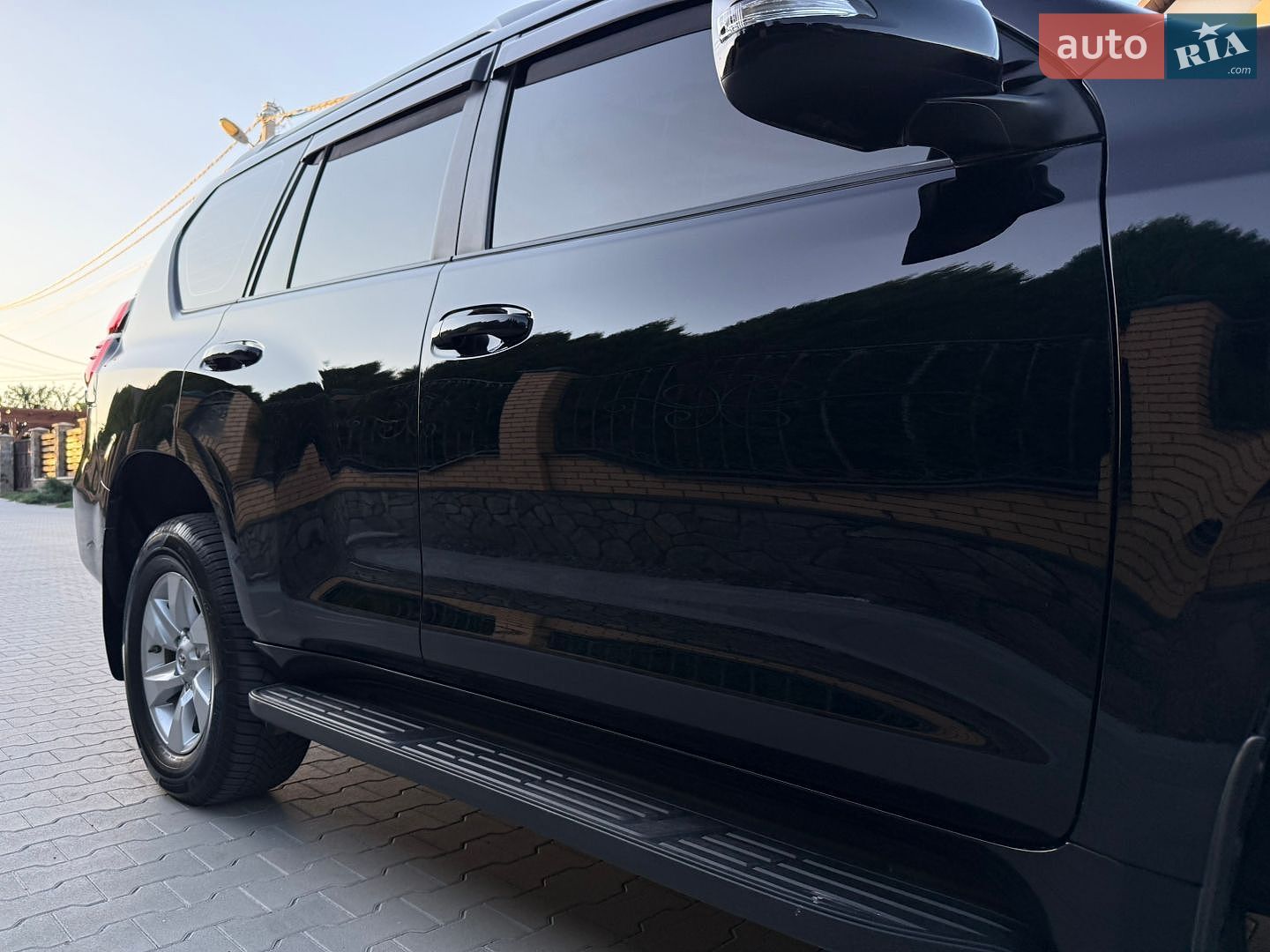 Toyota Land Cruiser Prado 2021 VIN JTEBR3FJ90K197010 фото оголошення 31 з 68