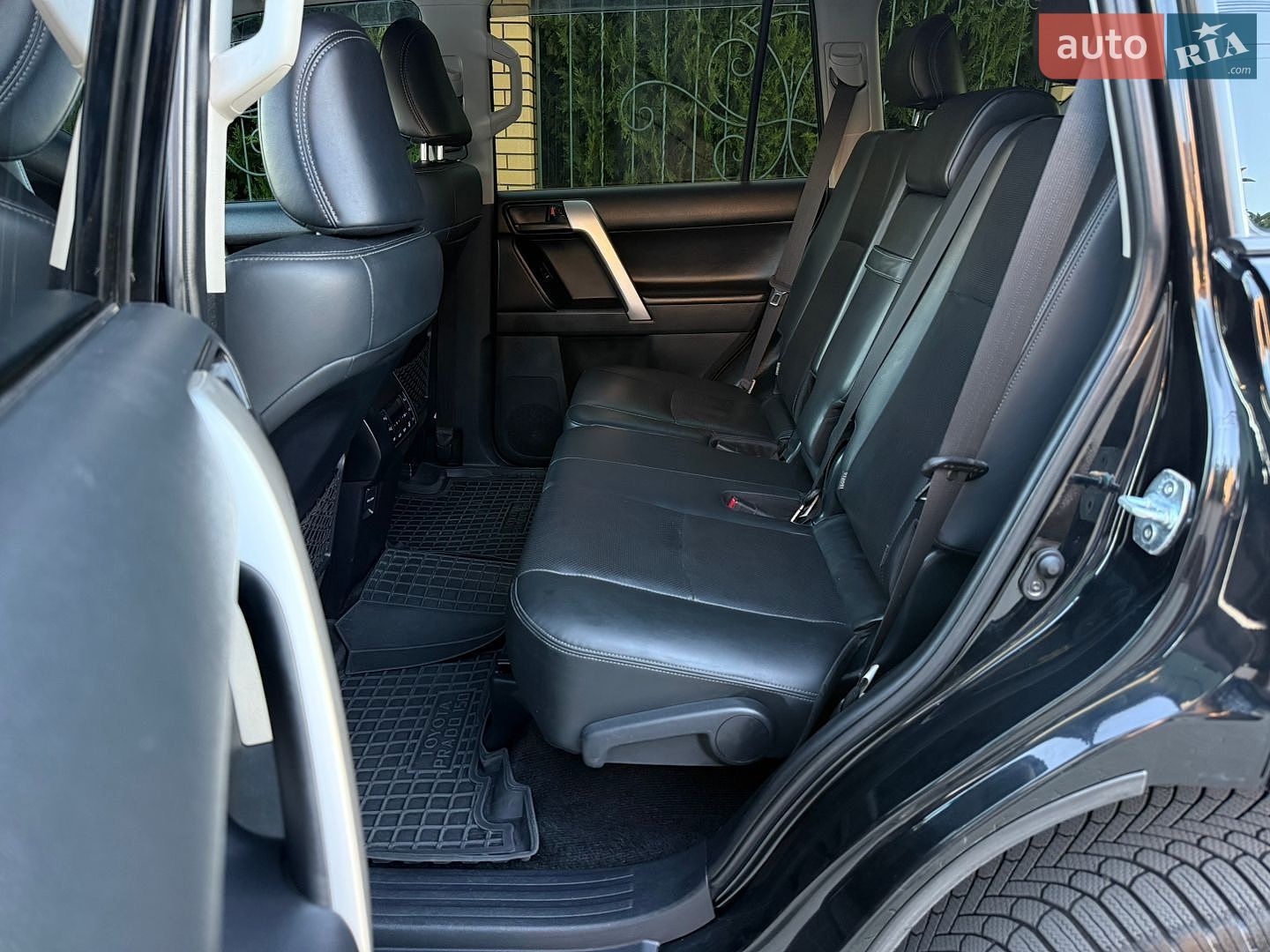 Toyota Land Cruiser Prado 2021 VIN JTEBR3FJ90K197010 фото оголошення 36 з 68