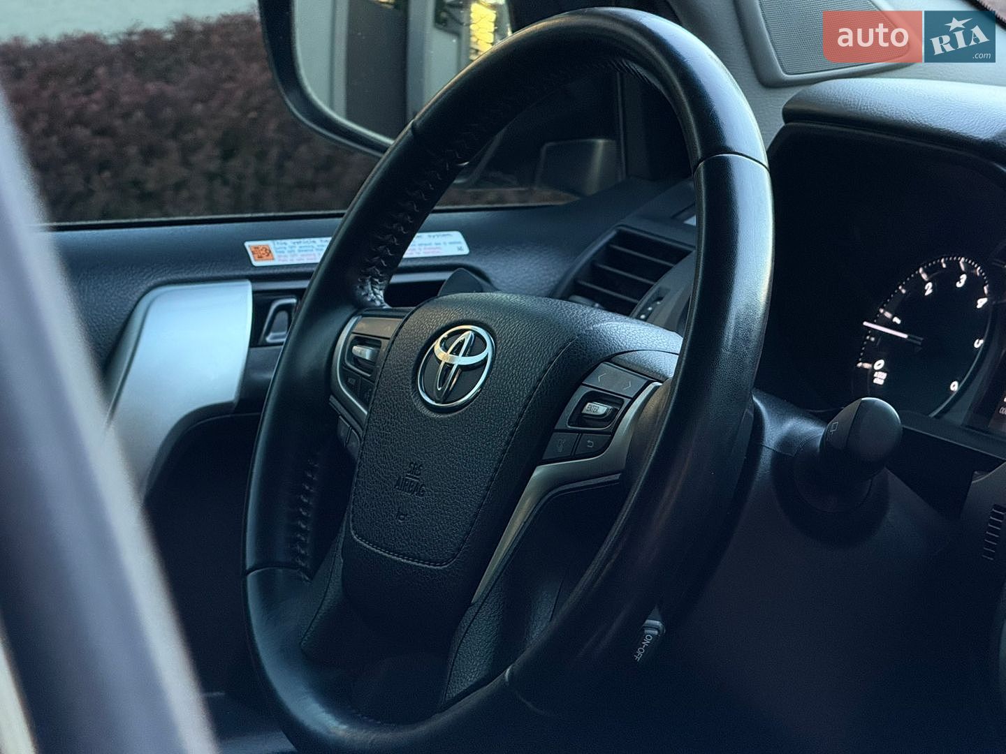 Toyota Land Cruiser Prado 2021 VIN JTEBR3FJ90K197010 фото оголошення 59 з 68