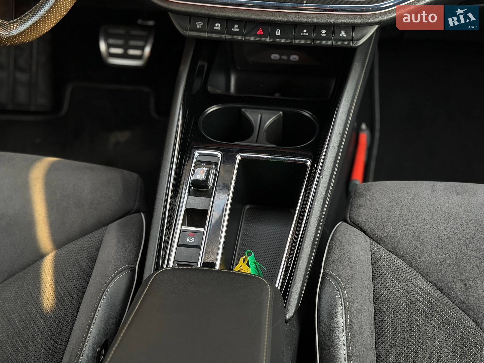 Skoda Enyaq iV 2022 VIN TMBJB7NY0NF034854 фото оголошення 59 з 81