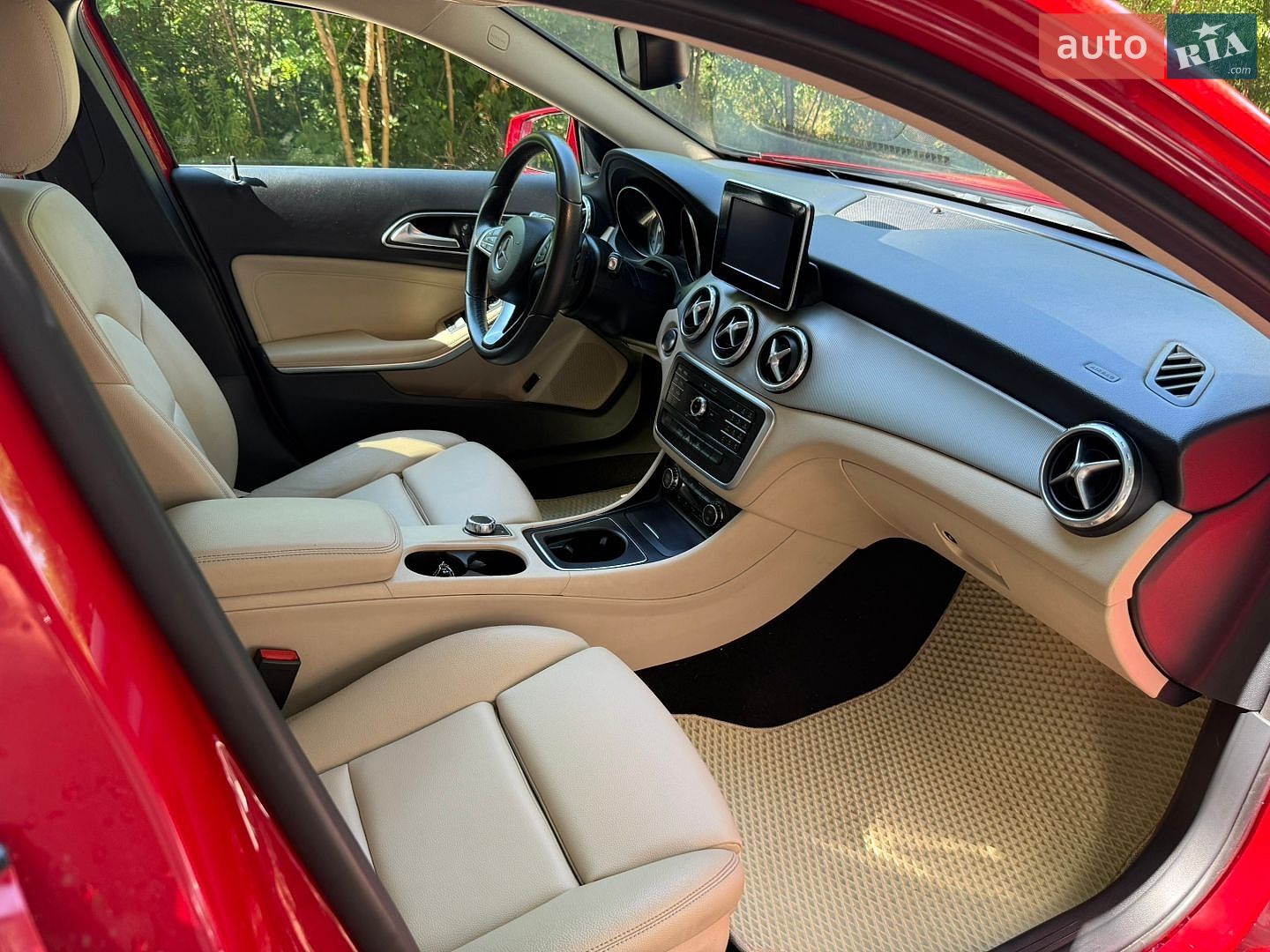 Mercedes-Benz GLA-Class 2016 VIN WDCTG4EBXGJ272113 фото оголошення 11 з 13