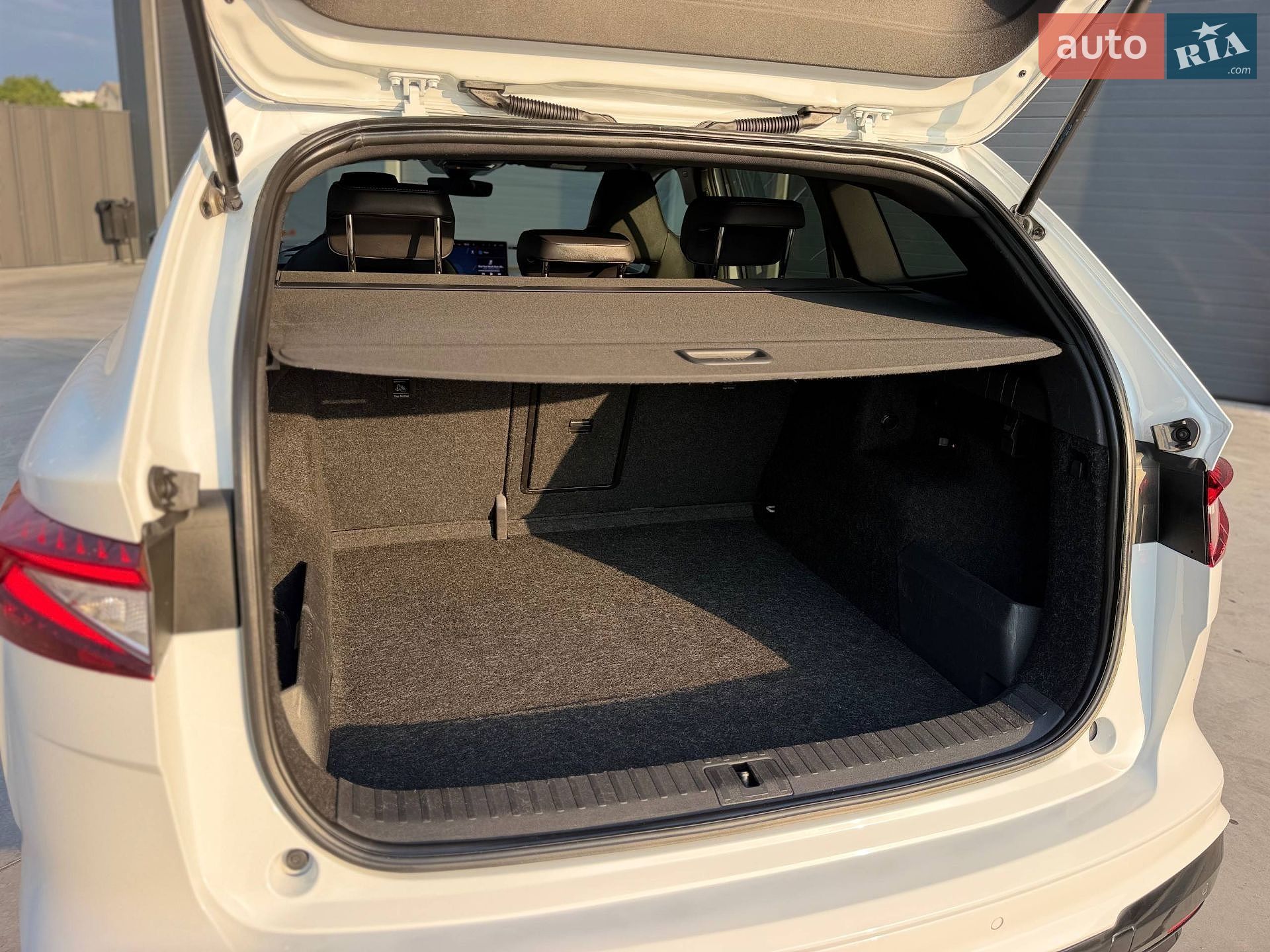 Skoda Enyaq iV 2022 VIN TMBJB7NY0NF034854 фото оголошення 79 з 81