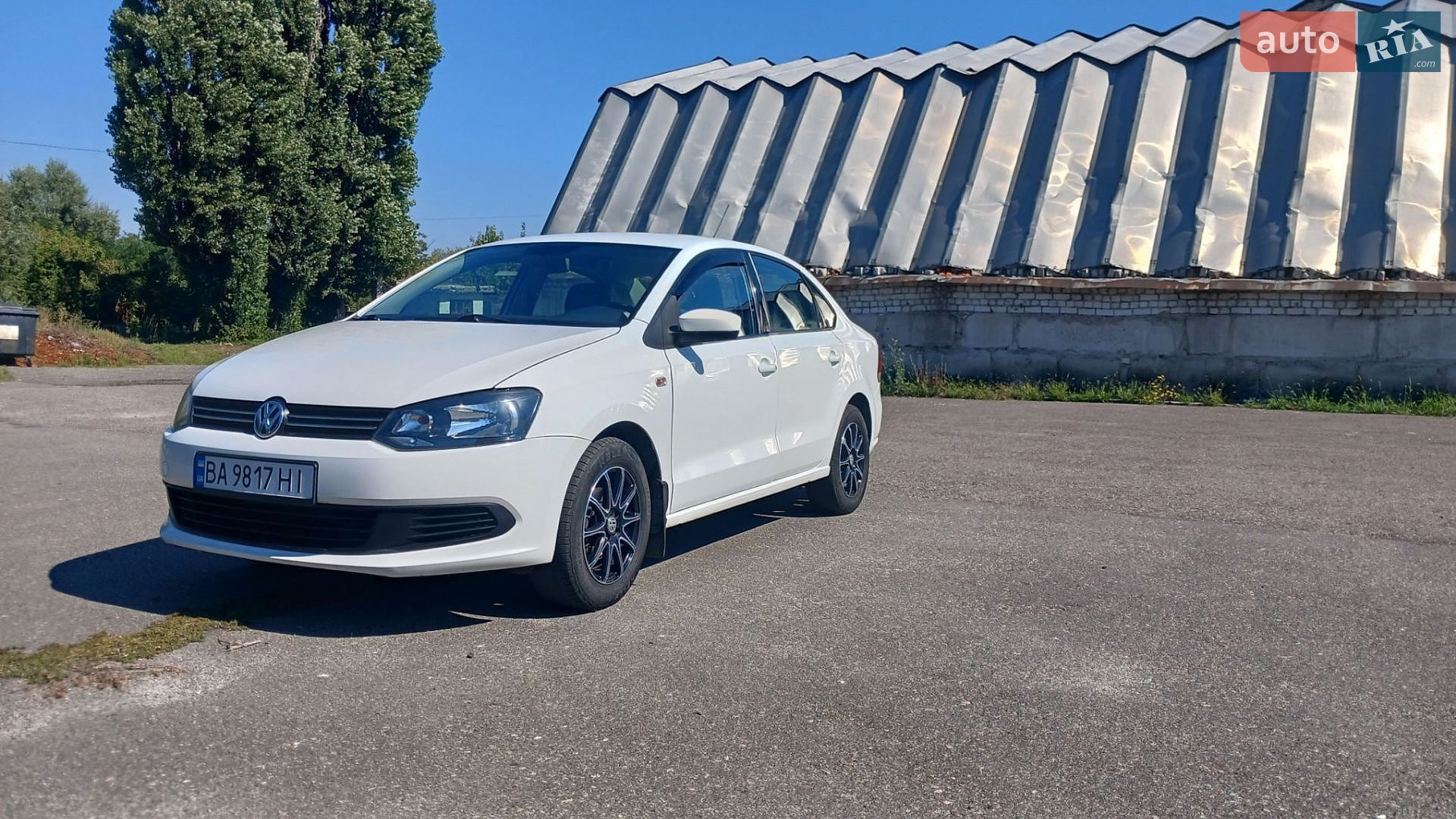 Volkswagen Polo 2013 VIN XW8ZZZ61ZDG044099 фото оголошення 2 з 10