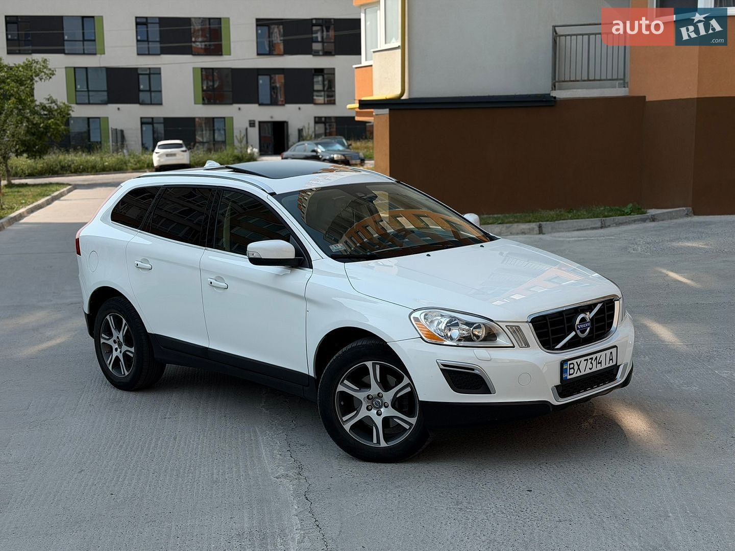 Volvo XC60 2013 VIN YV4902DZ0D2460407 фото оголошення 5 з 53