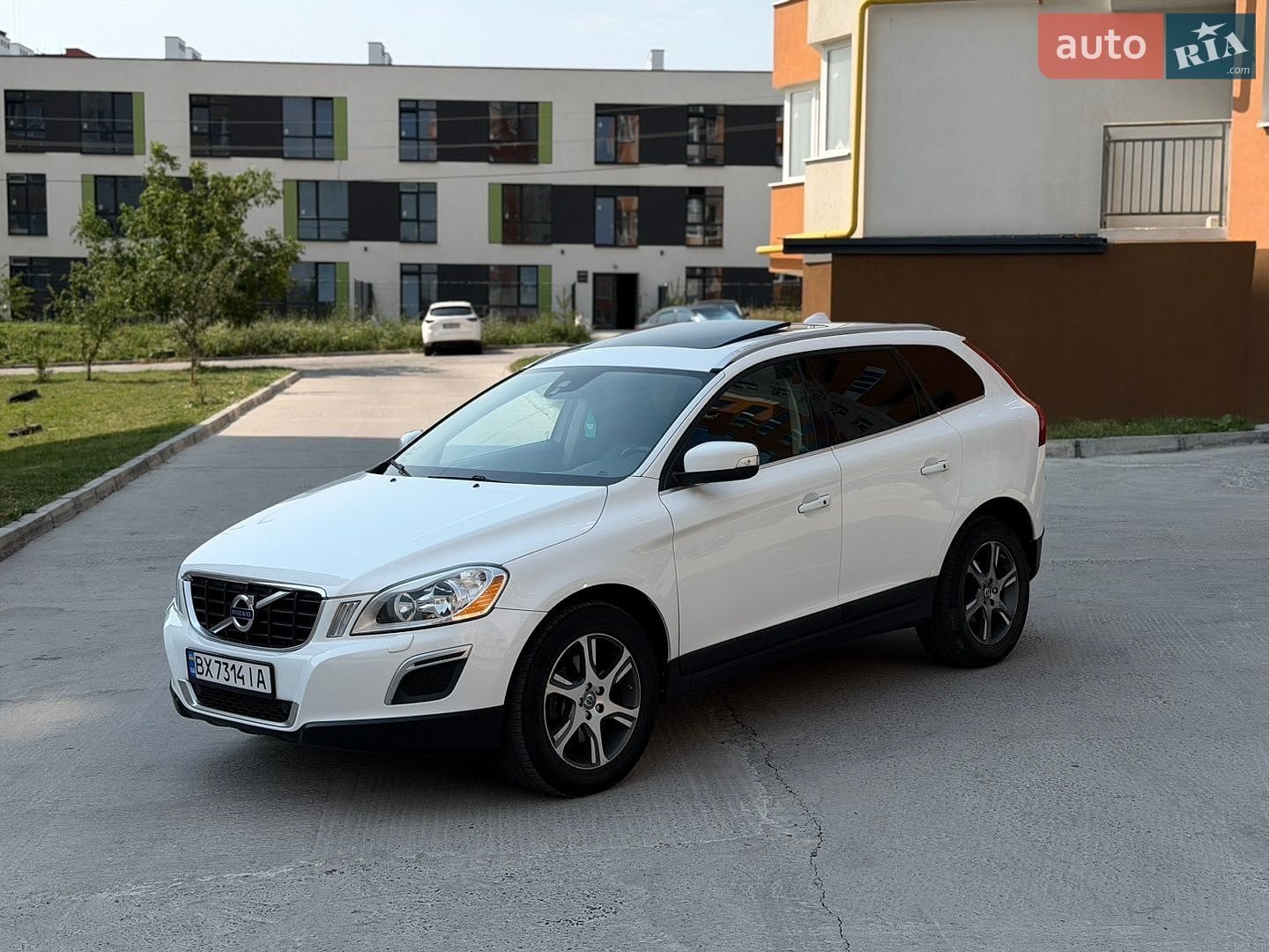 Volvo XC60 2013 VIN YV4902DZ0D2460407 фото оголошення 9 з 53
