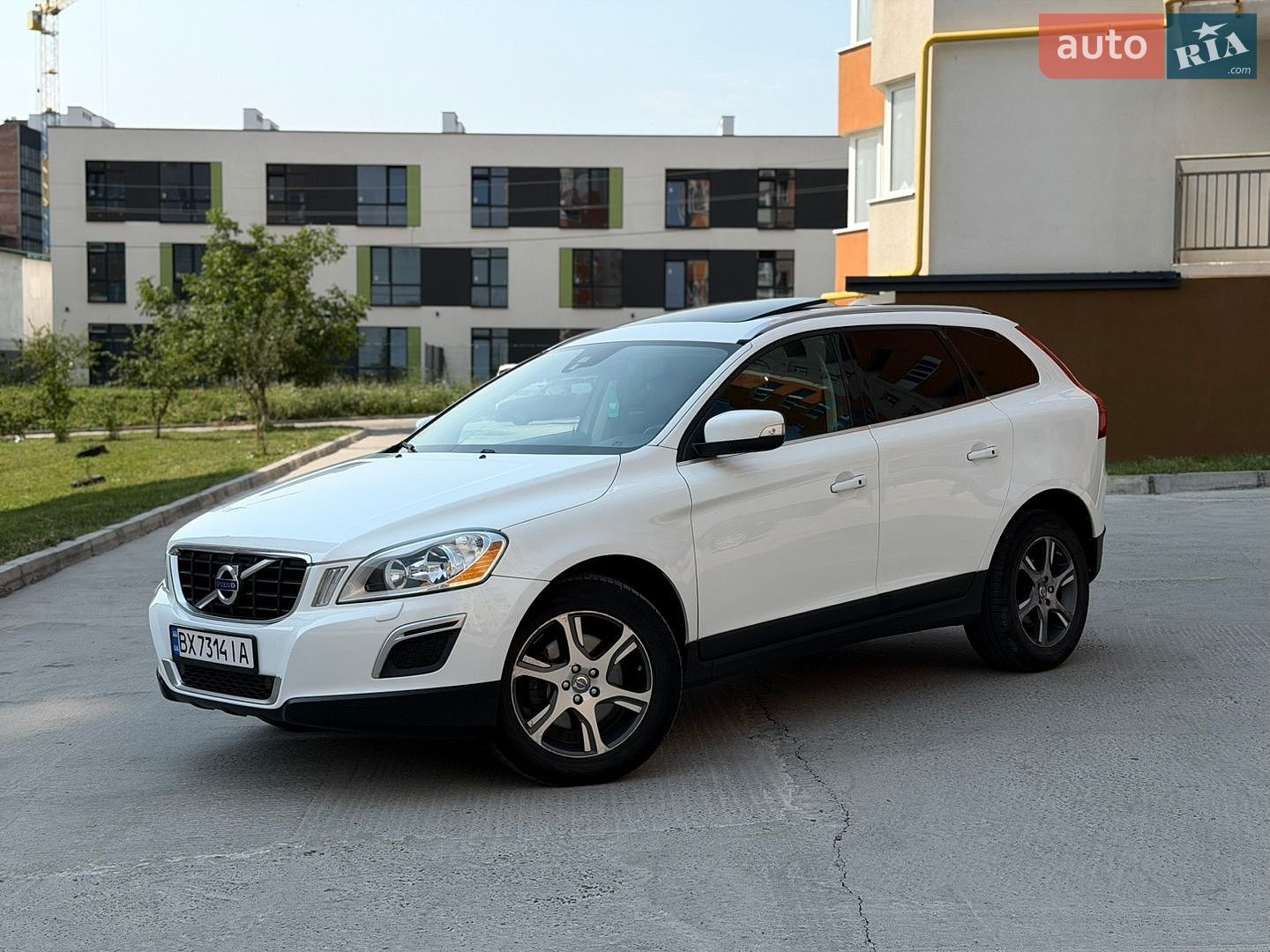 Volvo XC60 2013 VIN YV4902DZ0D2460407 фото оголошення 10 з 53
