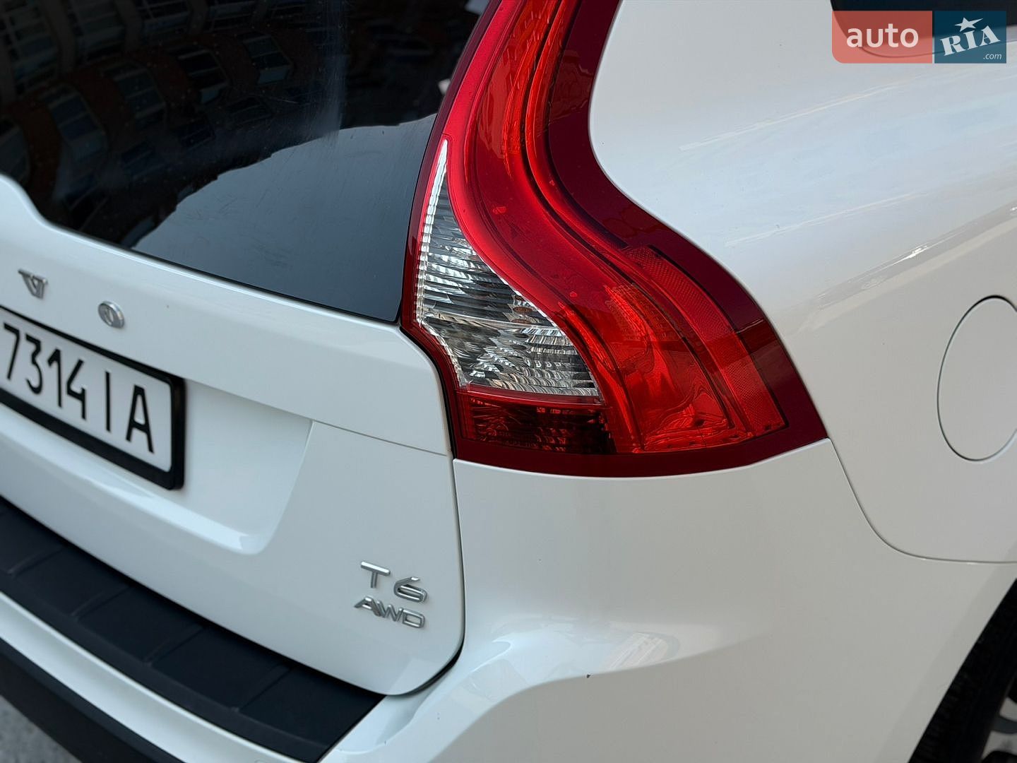 Volvo XC60 2013 VIN YV4902DZ0D2460407 фото оголошення 37 з 53