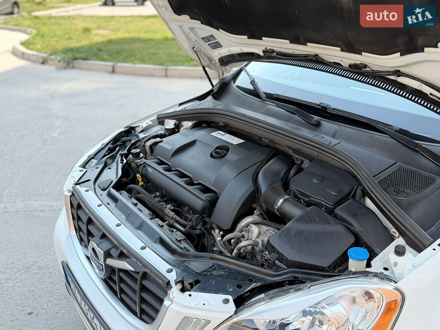 Volvo XC60 2013 VIN YV4902DZ0D2460407 фото оголошення 43 з 53