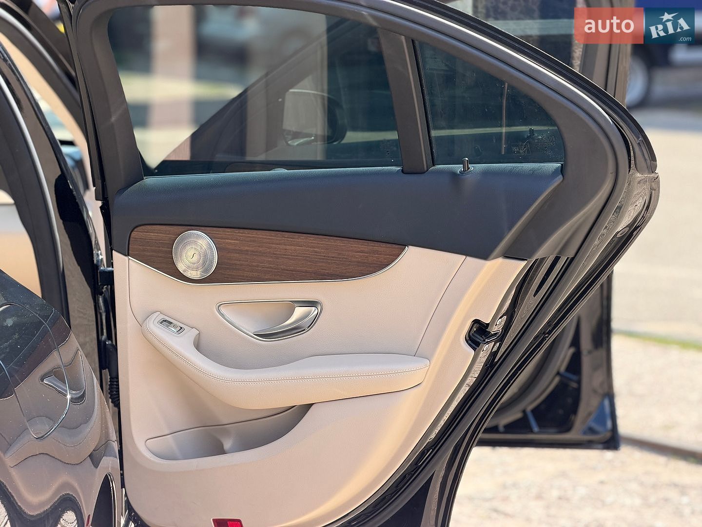 Mercedes-Benz C-Class 2019 VIN WDDWF8EB1KR484864 фото оголошення 8 з 22