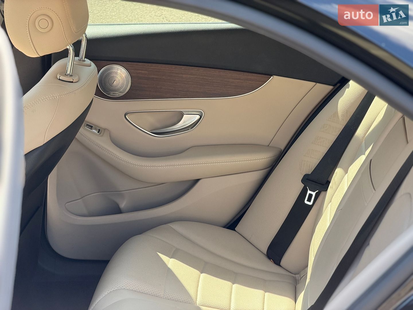 Mercedes-Benz C-Class 2019 VIN WDDWF8EB1KR484864 фото оголошення 10 з 22