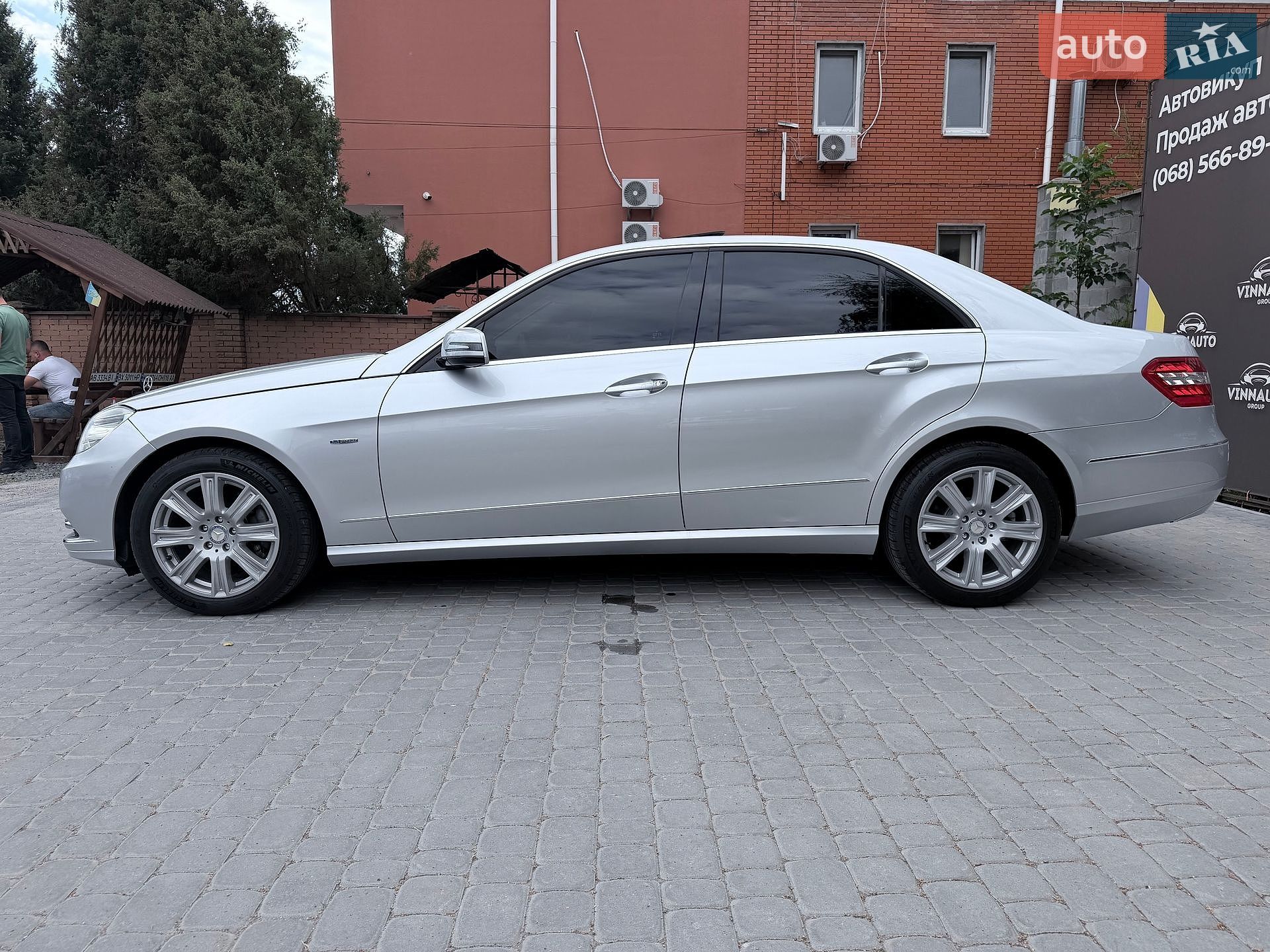Mercedes-Benz E-Class 2012 VIN WDDHF2EB0CA596531 фото оголошення 12 з 50