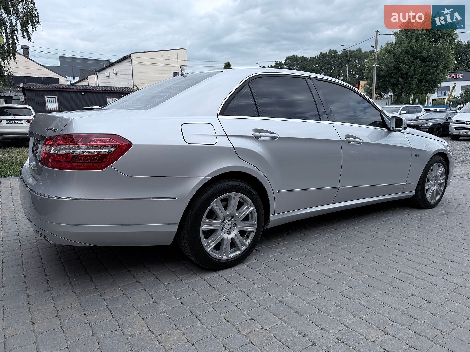 Mercedes-Benz E-Class 2012 VIN WDDHF2EB0CA596531 фото оголошення 19 з 50