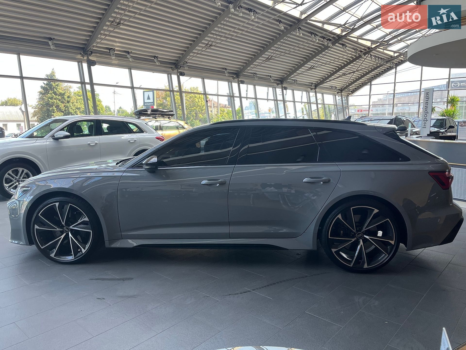 Audi RS6 2024 VIN WUAZZZF25SN901304 фото оголошення 11 з 71