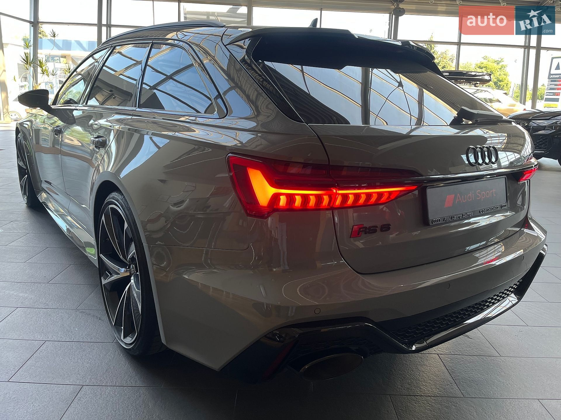 Audi RS6 2024 VIN WUAZZZF25SN901304 фото оголошення 35 з 71