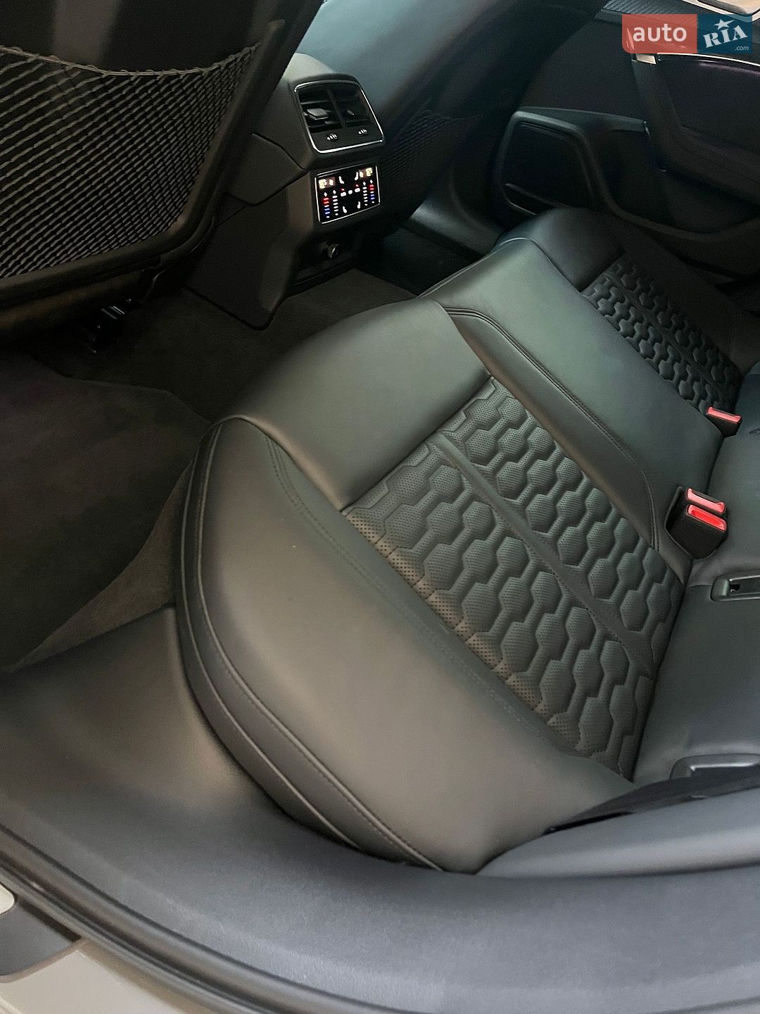 Audi RS6 2024 VIN WUAZZZF25SN901304 фото оголошення 39 з 71
