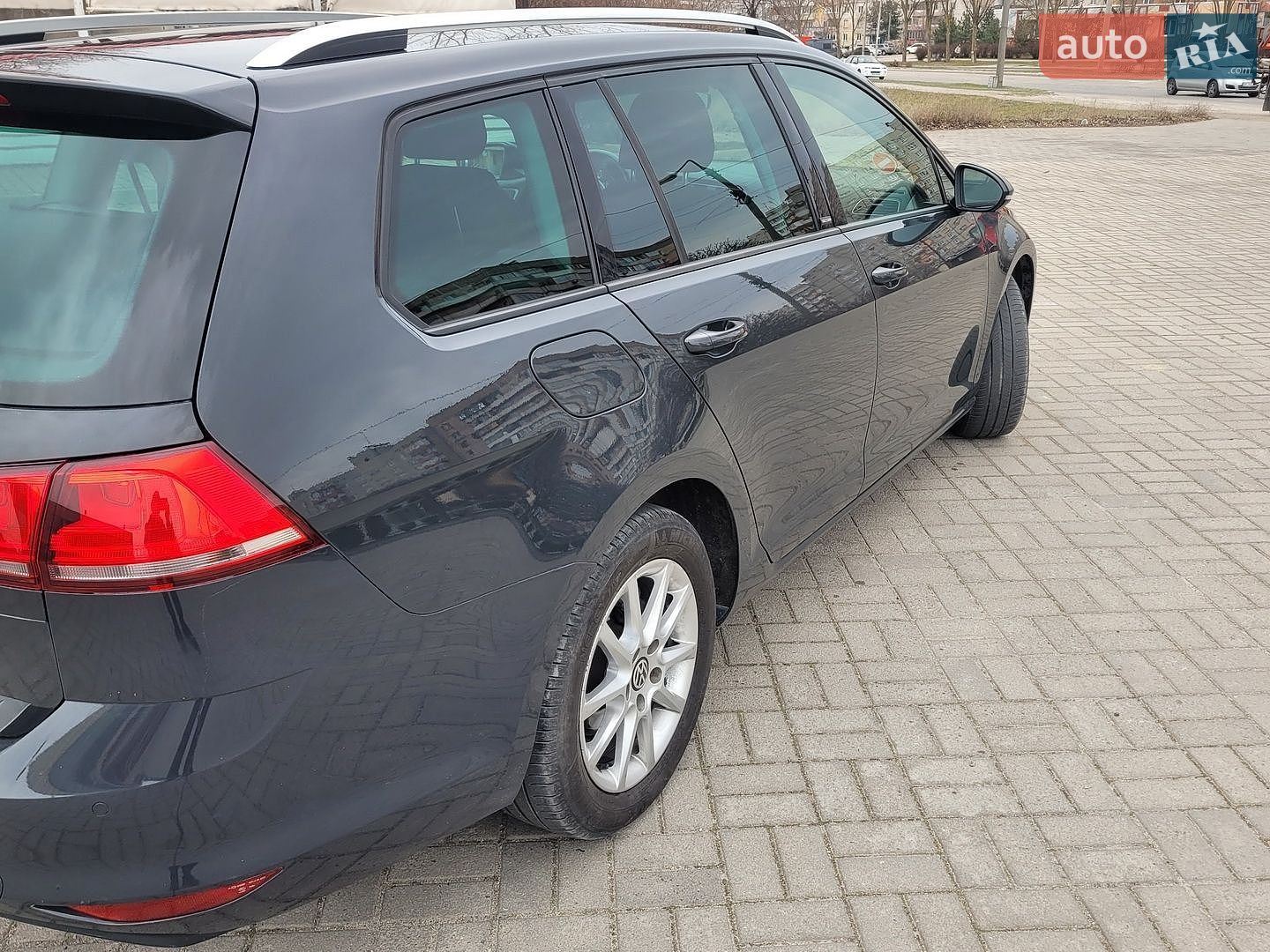 Volkswagen Golf 2017 VIN WVWZZZAUZHP576157 фото оголошення 13 з 43