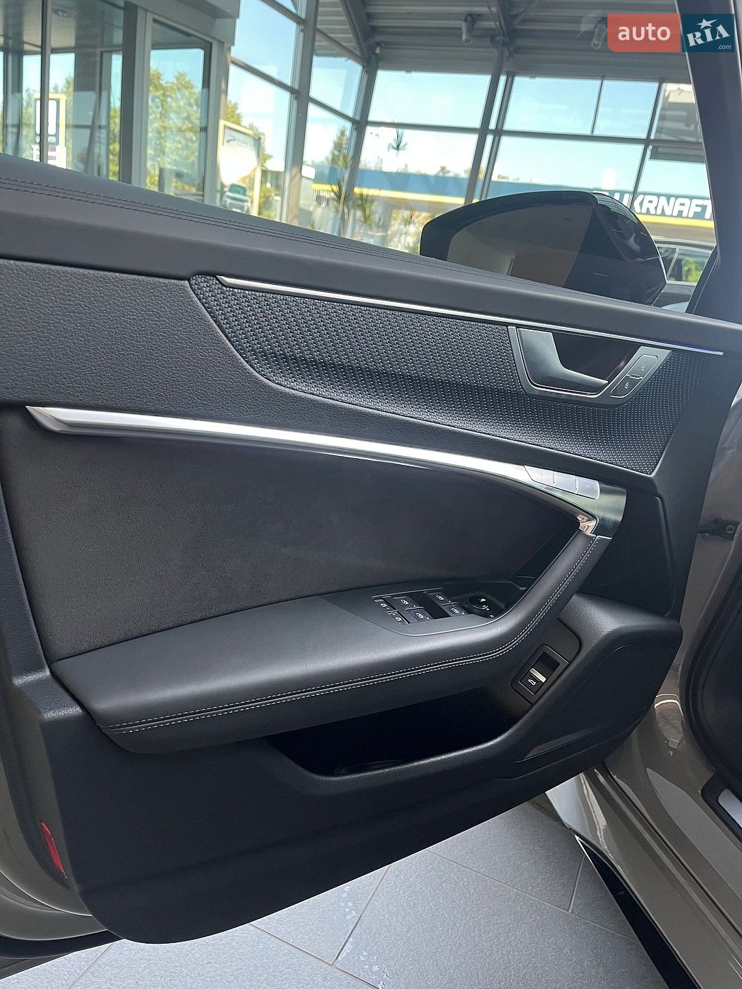 Audi RS6 2024 VIN WUAZZZF25SN901304 фото оголошення 55 з 71