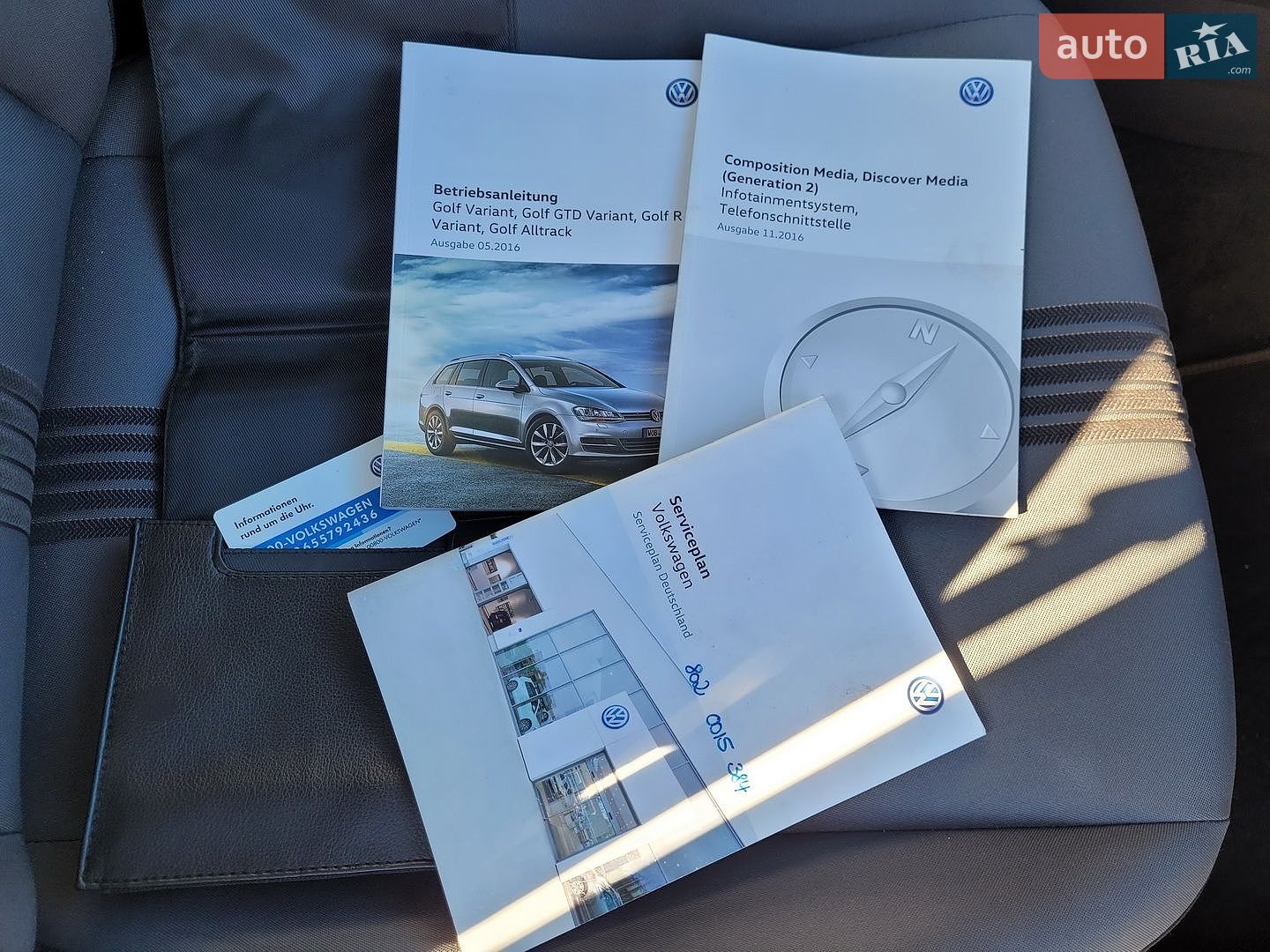 Volkswagen Golf 2017 VIN WVWZZZAUZHP576157 фото оголошення 39 з 43
