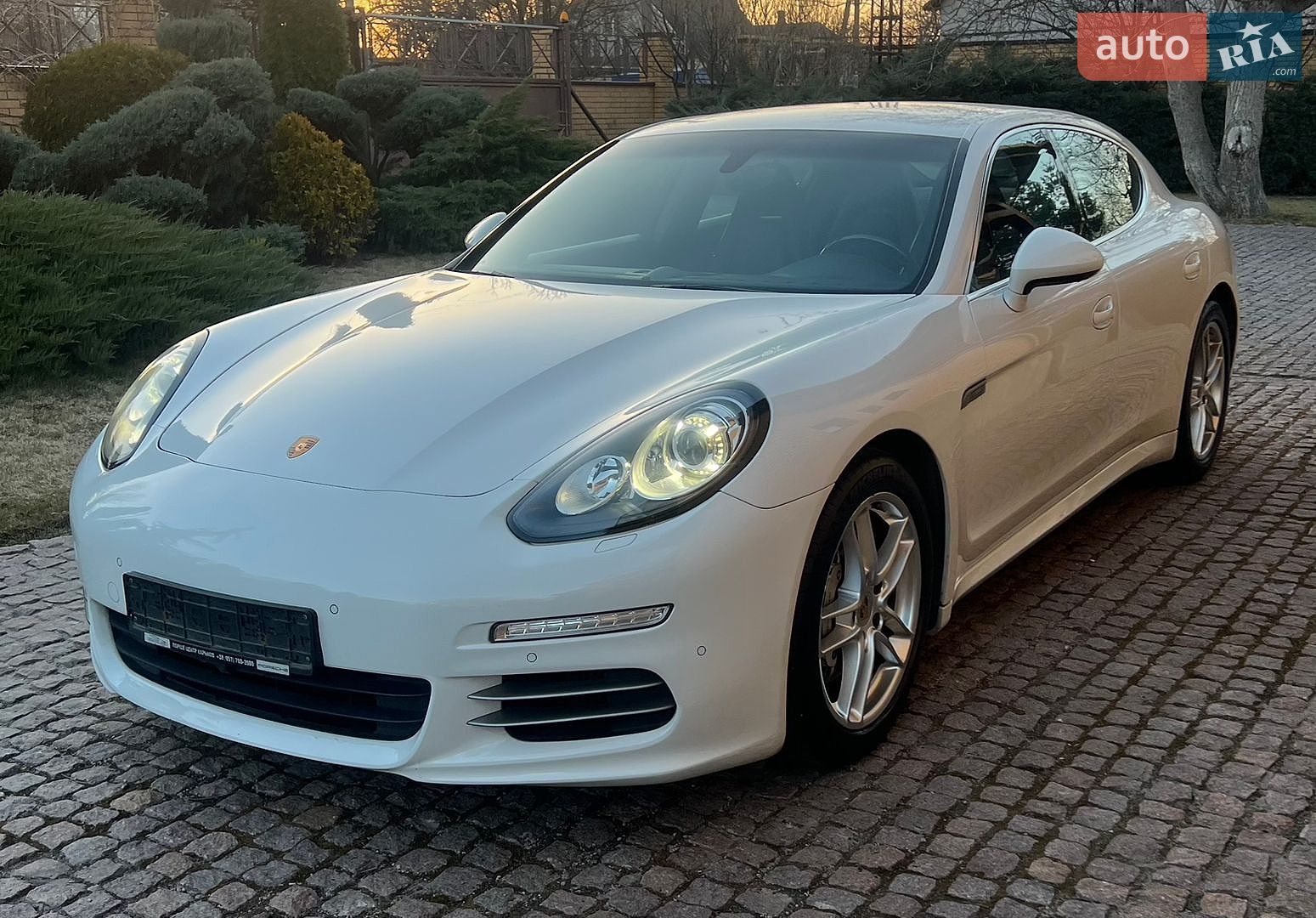 Porsche Panamera 2013 VIN WP0ZZZ97ZEL051061 фото оголошення 8 з 46